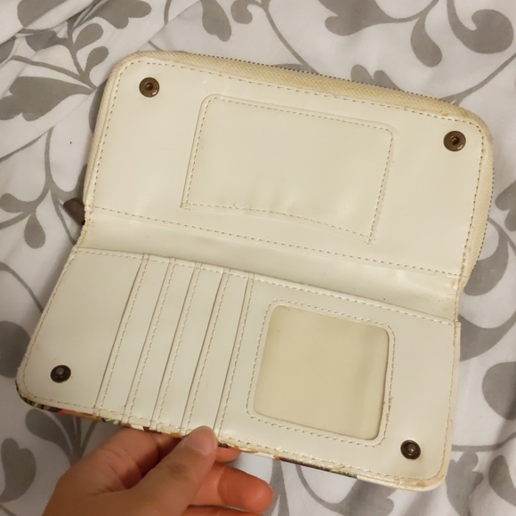 Floral wallet - Picture 2 of 4